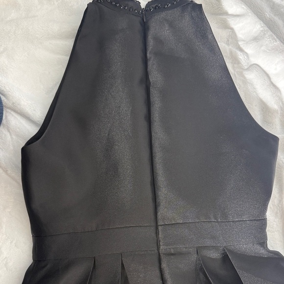 Adrianna Papell Beaded Halter Black Gown 8 - Picture 10 of 10